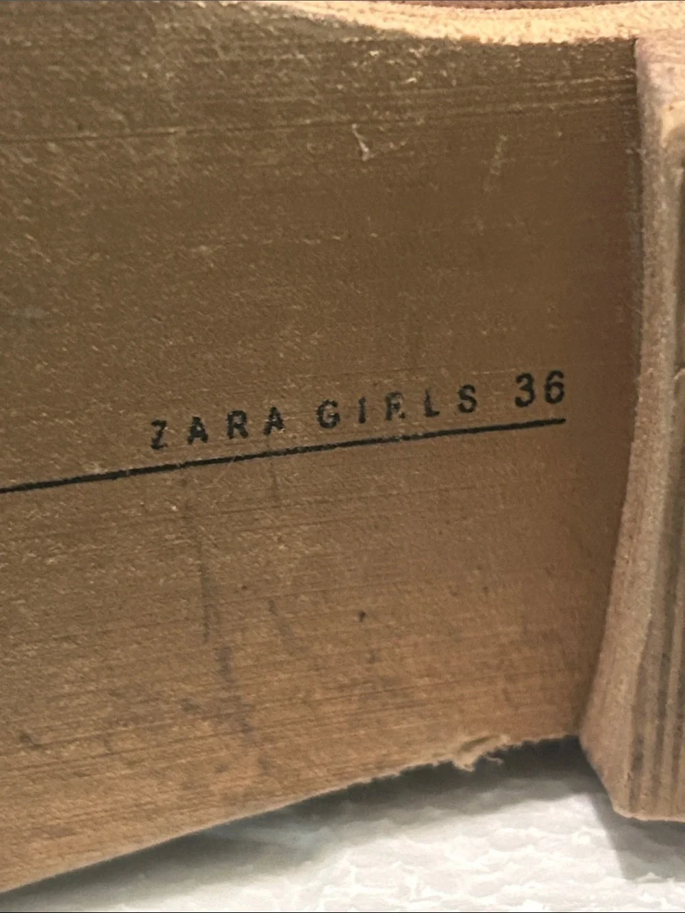Zara Girls Suede Slip In Ankle Boots Booties w/ Tabs in Brown size 36(US size 6)